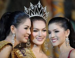 泰國特色文化：人妖皇后