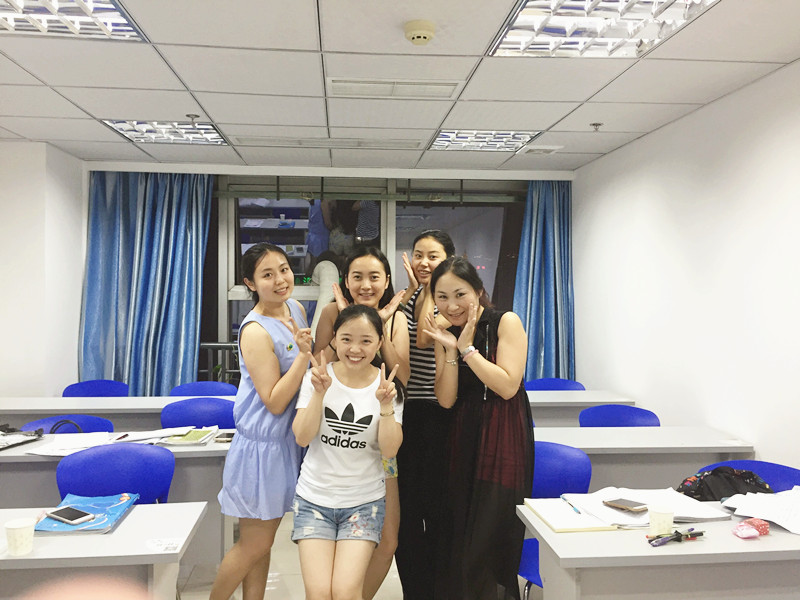 法語初級班結(jié)課