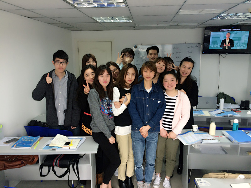 日語初級白班結課-劉若玉老師 （4月）