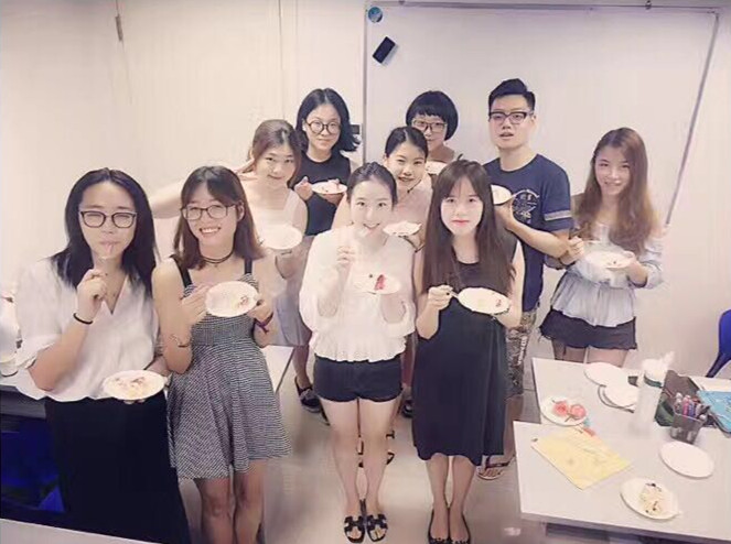 祝我們可愛的劉老師生日快樂~