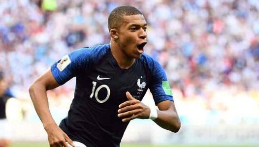 “被總統看中的男人”姆巴佩這周要來中國踢球了！