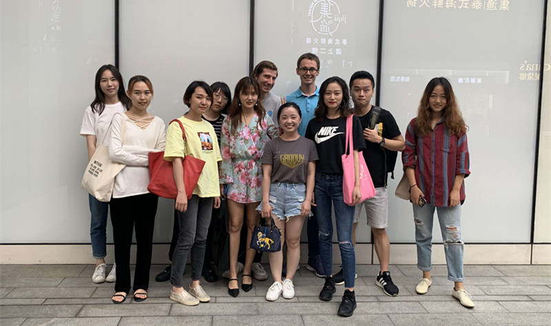 法語出國班結(jié)課外出聚餐（陳麗君&李琪老師）